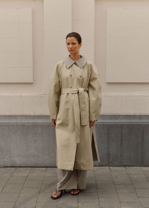 Coats & Jackets