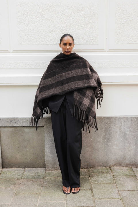 Rhea'CL poncho scarf